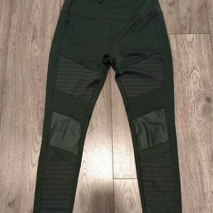 Full-length athletic pants